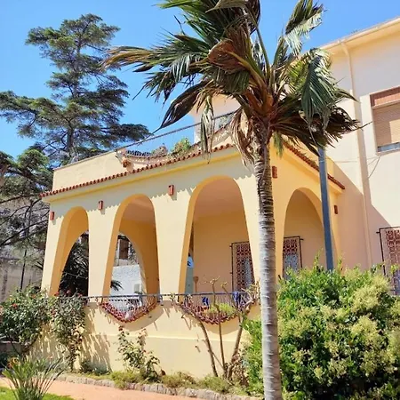 Chelia Apartment