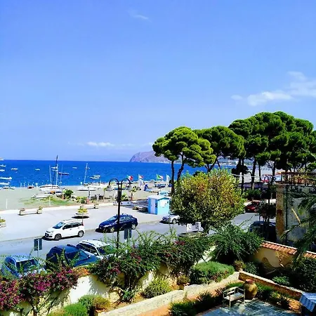 Chelia Apartment